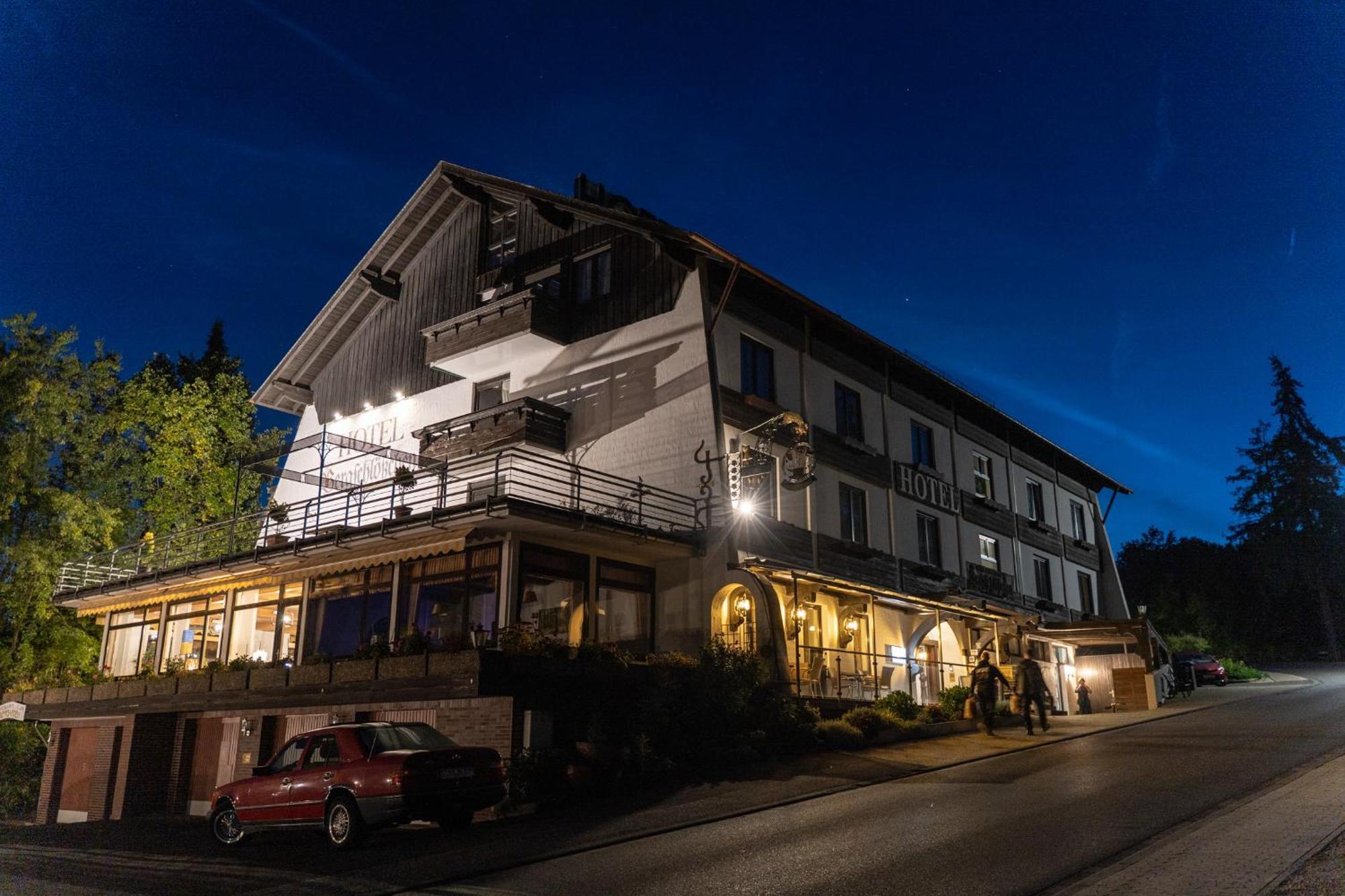 Hotel Bergschloesschen Simmern Bagian luar foto