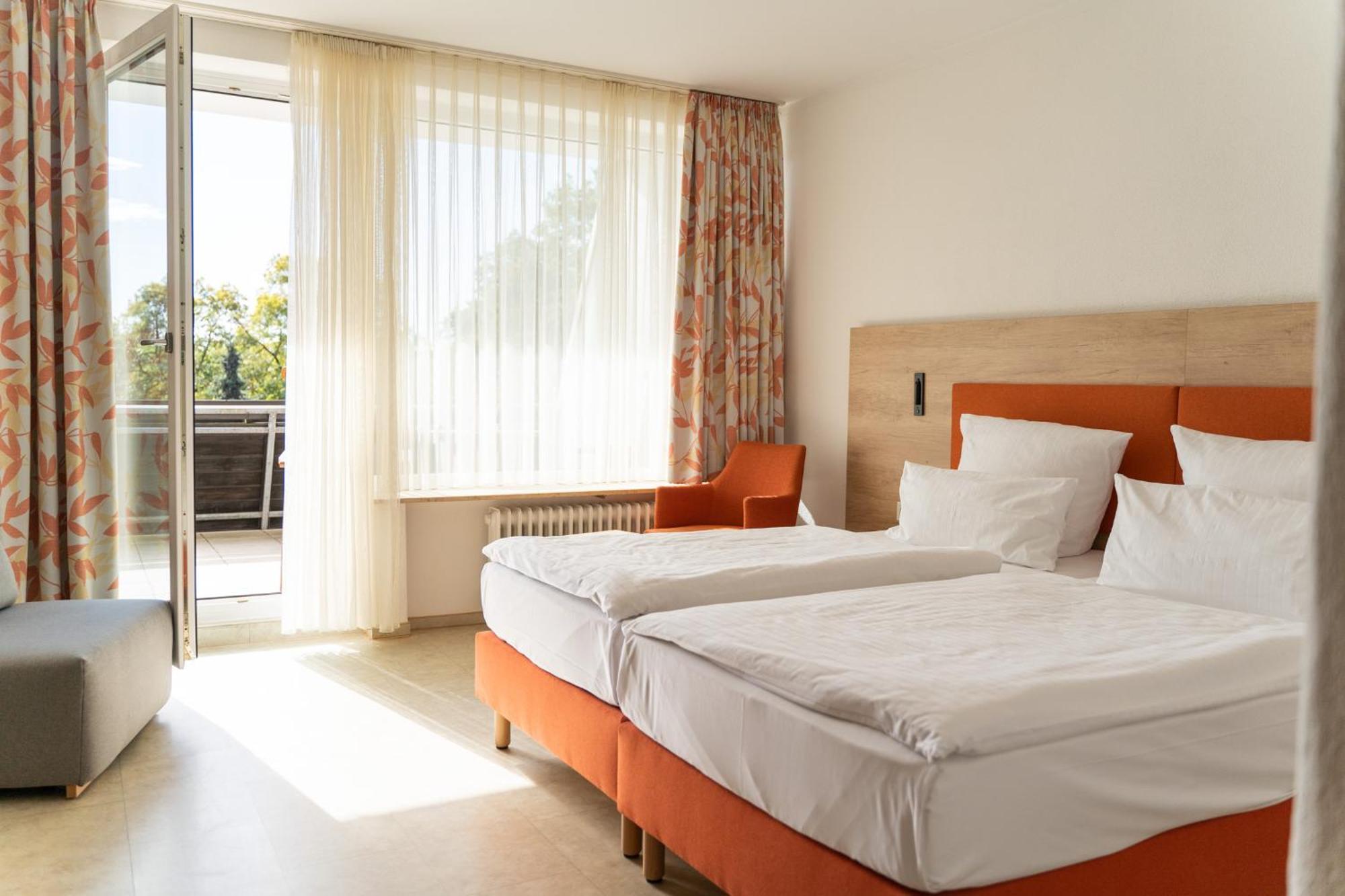 Hotel Bergschloesschen Simmern Bagian luar foto