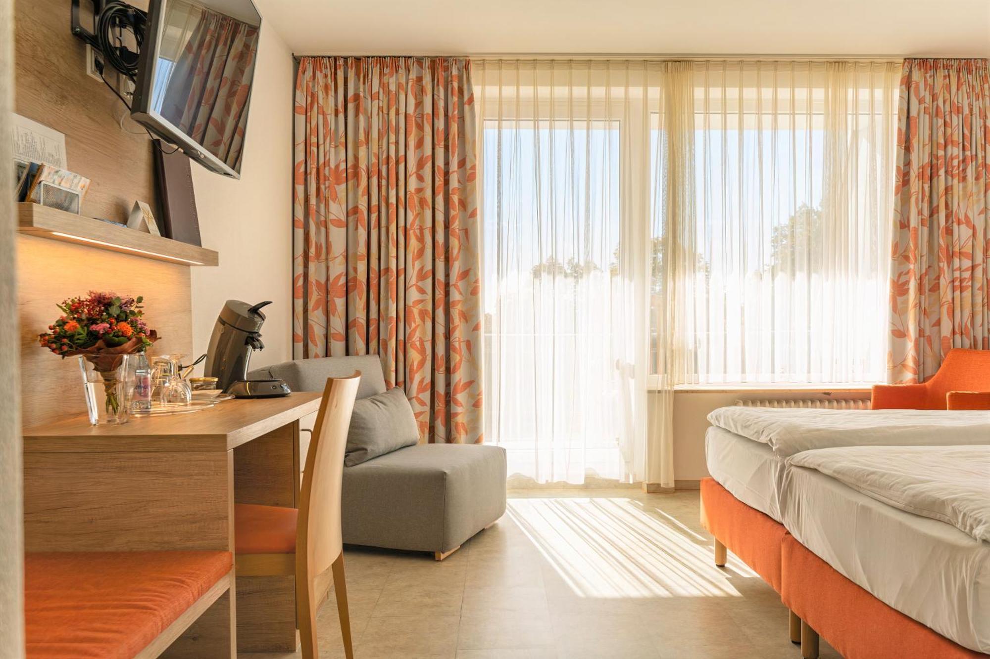 Hotel Bergschloesschen Simmern Bagian luar foto